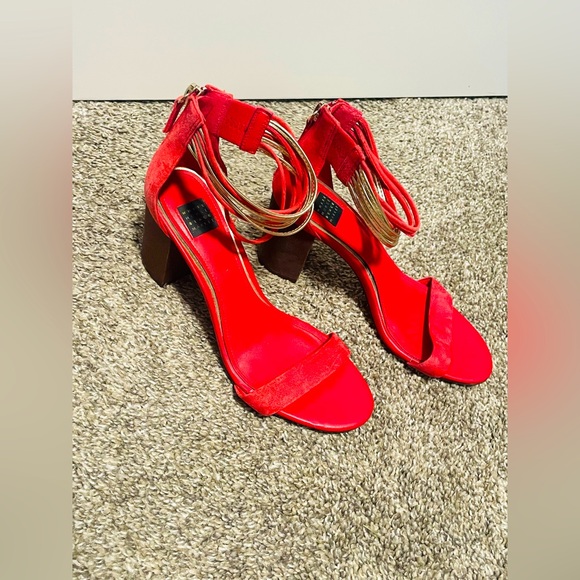 White House black market sandal - Picture 3 of 4